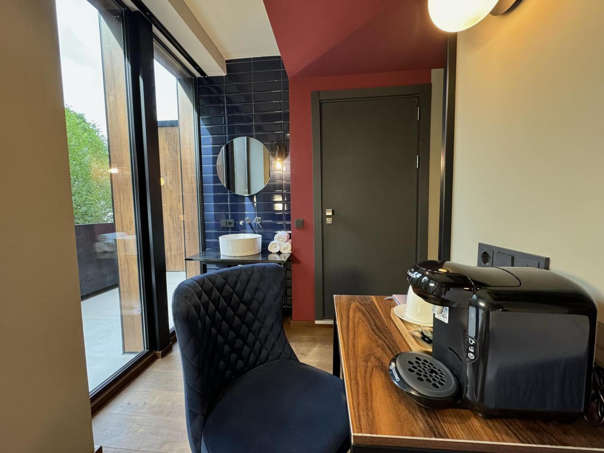 Tbilisi Edition - Design Hotel & Private Spa מראה חיצוני תמונה