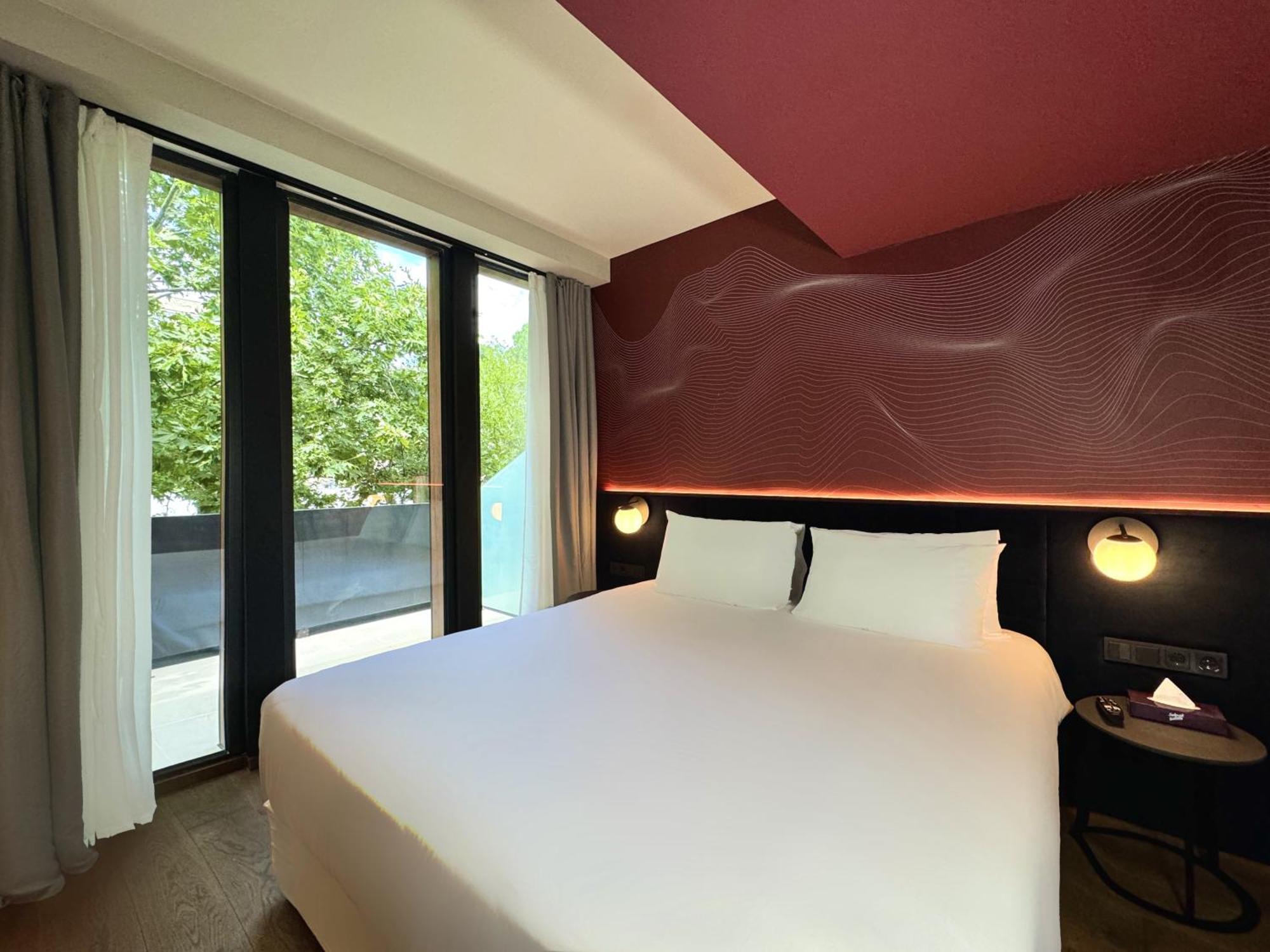 Tbilisi Edition - Design Hotel & Private Spa מראה חיצוני תמונה